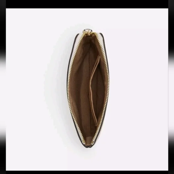 COACH Wristlet In Chalk (Cream) Like New! - Picture 3 of 3